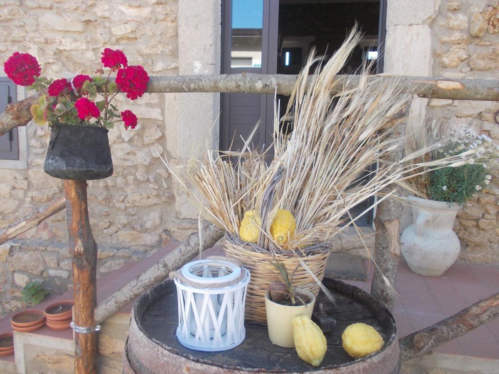 Agriturcostabaira Villa Калтаджироне Екстериор снимка